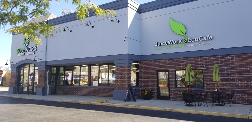 6209 W North Ave, Oak Park, IL for sale - Building Photo - Image 2 of 5