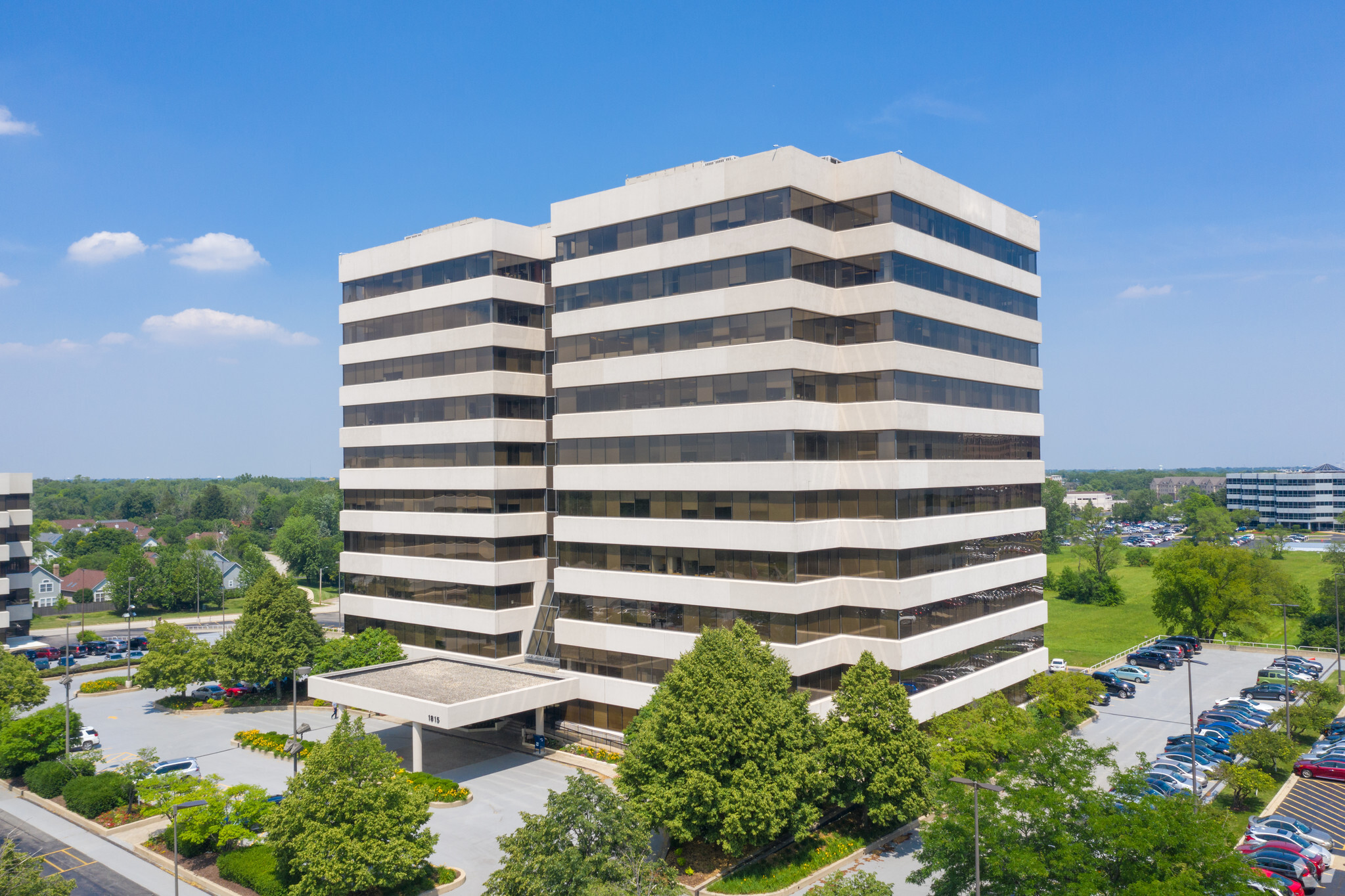 1815 S Meyers Rd, Oakbrook Terrace, IL for lease Building Photo- Image 1 of 13