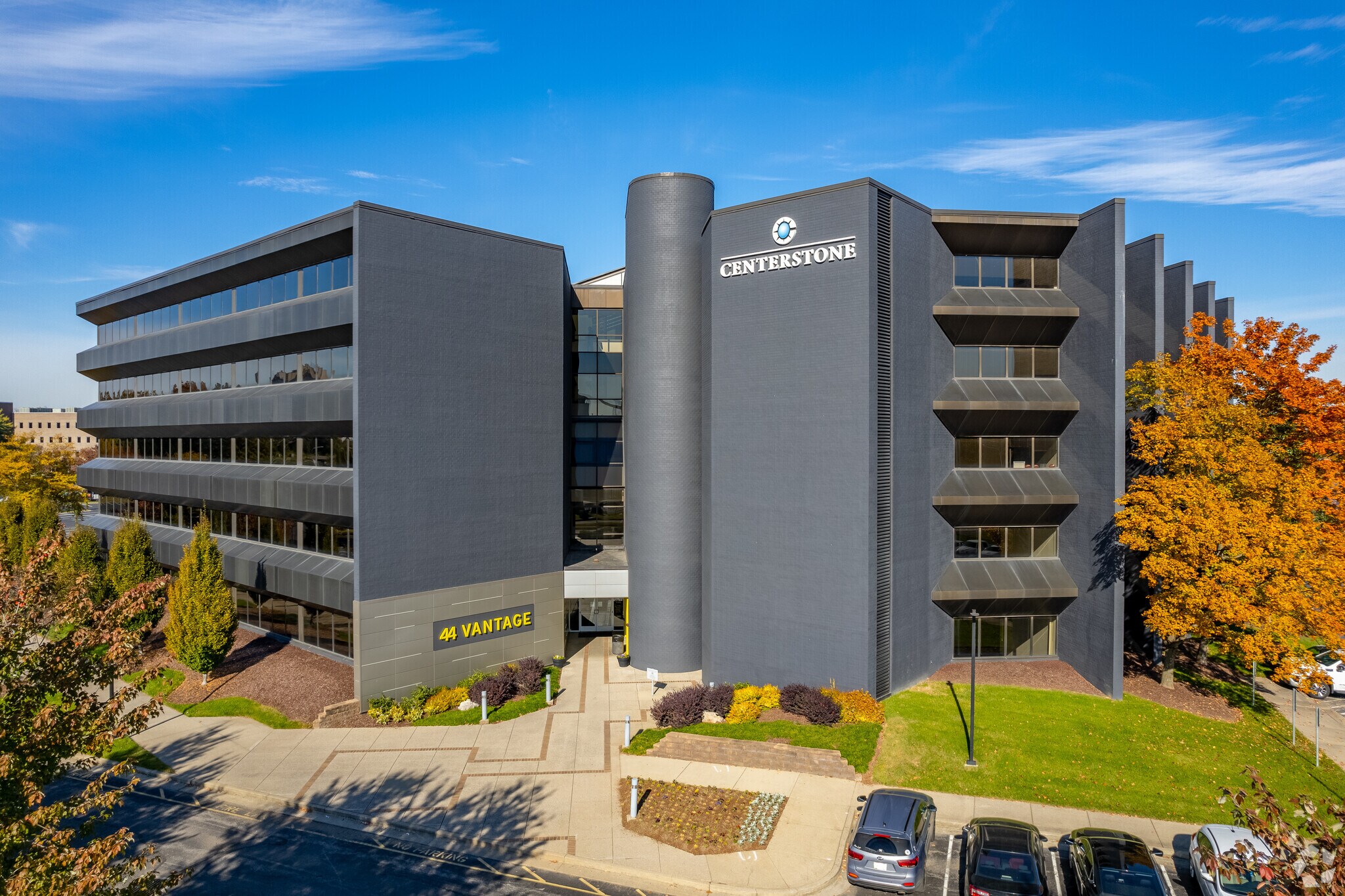 44 Vantage Way, Nashville, TN à louer Photo du bâtiment- Image 1 de 35