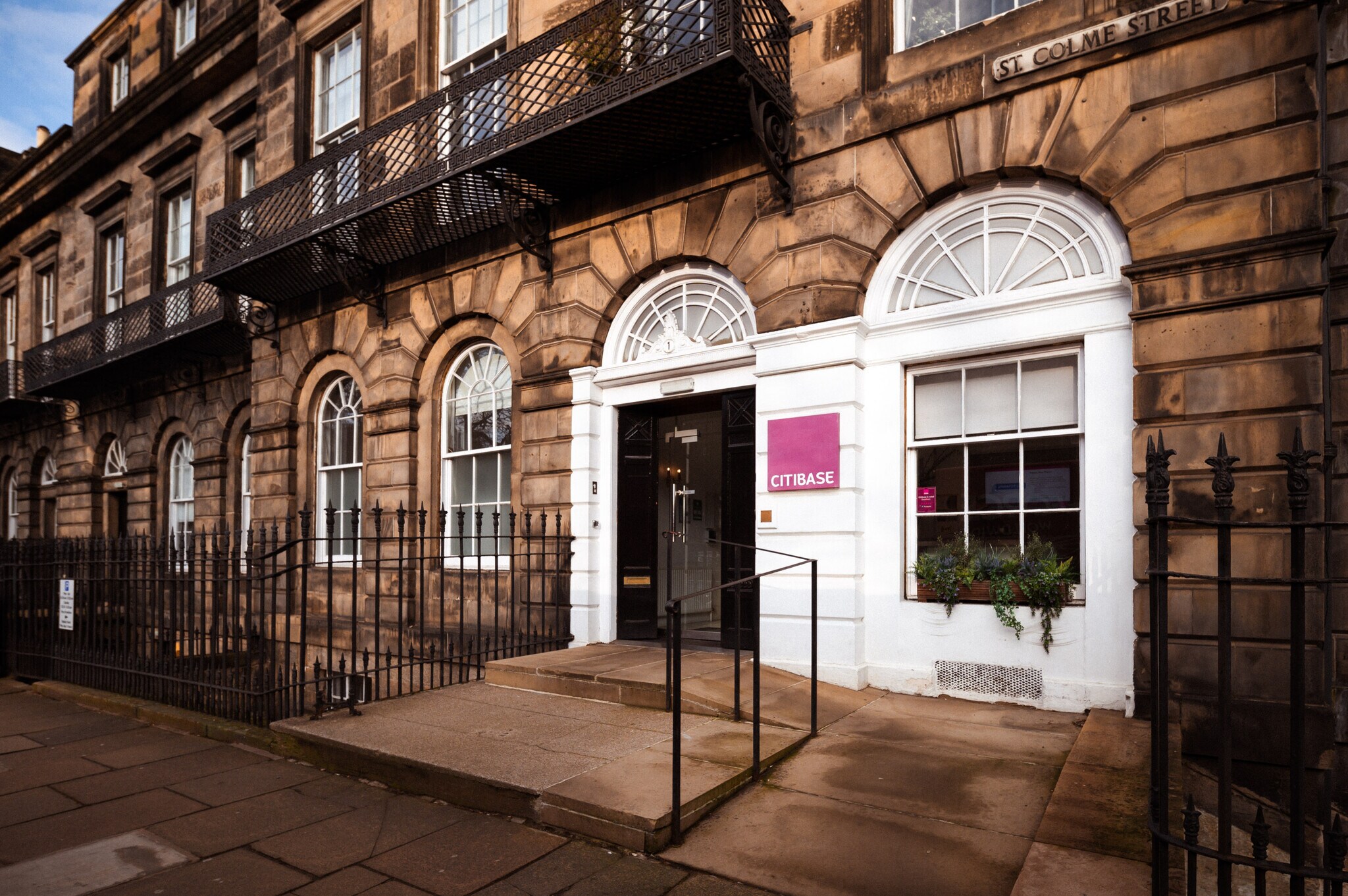 1-3 St Colme St, Edinburgh à louer Photo du bâtiment- Image 1 de 24