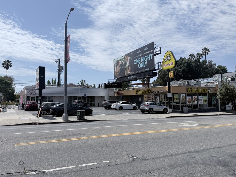 7150 Melrose Ave, Los Angeles, CA for lease - Building Photo - Image 1 of 9