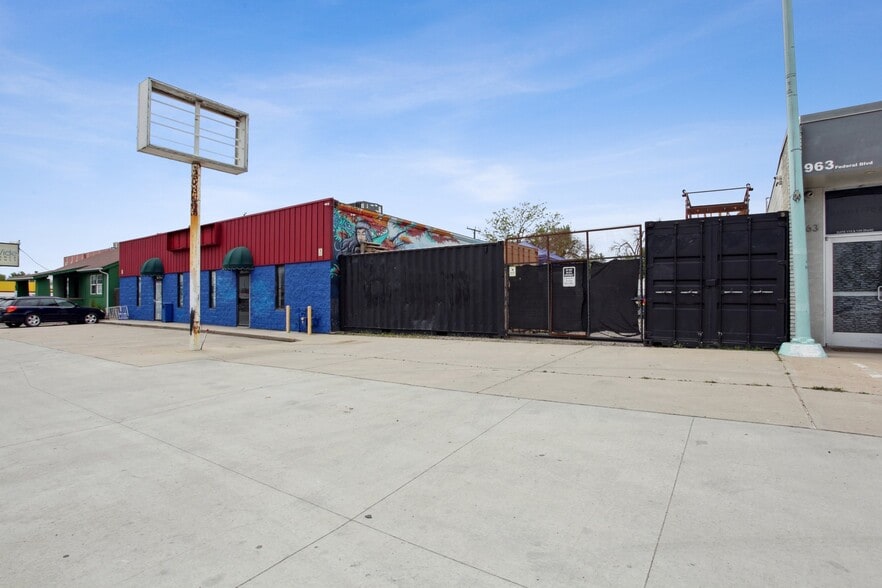 947 Federal Blvd, Denver, CO for sale - Building Photo - Image 2 of 15