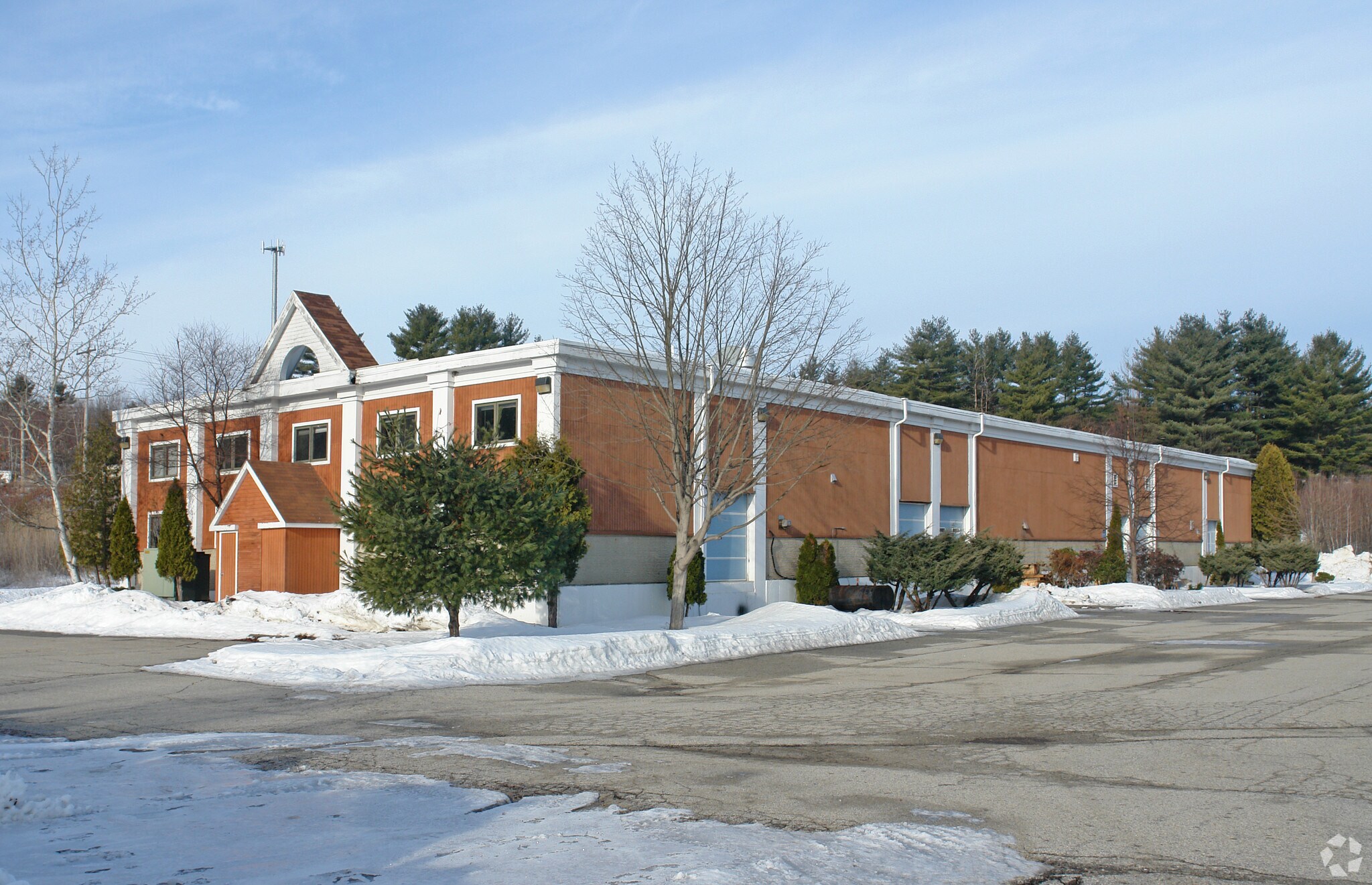 3 Robinson Rd, Bow, NH à louer Photo principale- Image 1 de 12