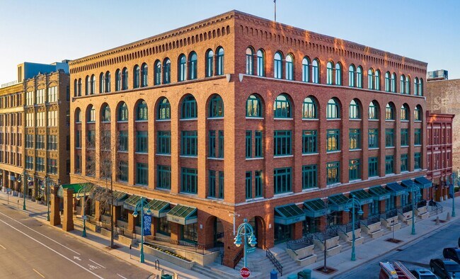 More details for 311 E Chicago St, Milwaukee, WI - Office for Sale
