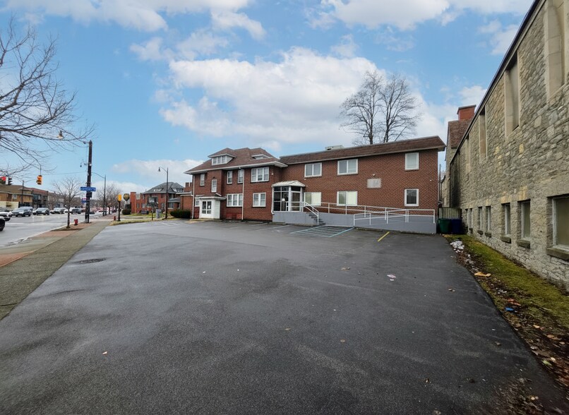 3125 Main St, Buffalo, NY à vendre - Photo du bâtiment - Image 2 de 19