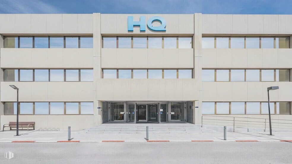 Calle de Gobelas, 35, Madrid, Madrid for lease - Commercial Listing Video - Image 2 of 23