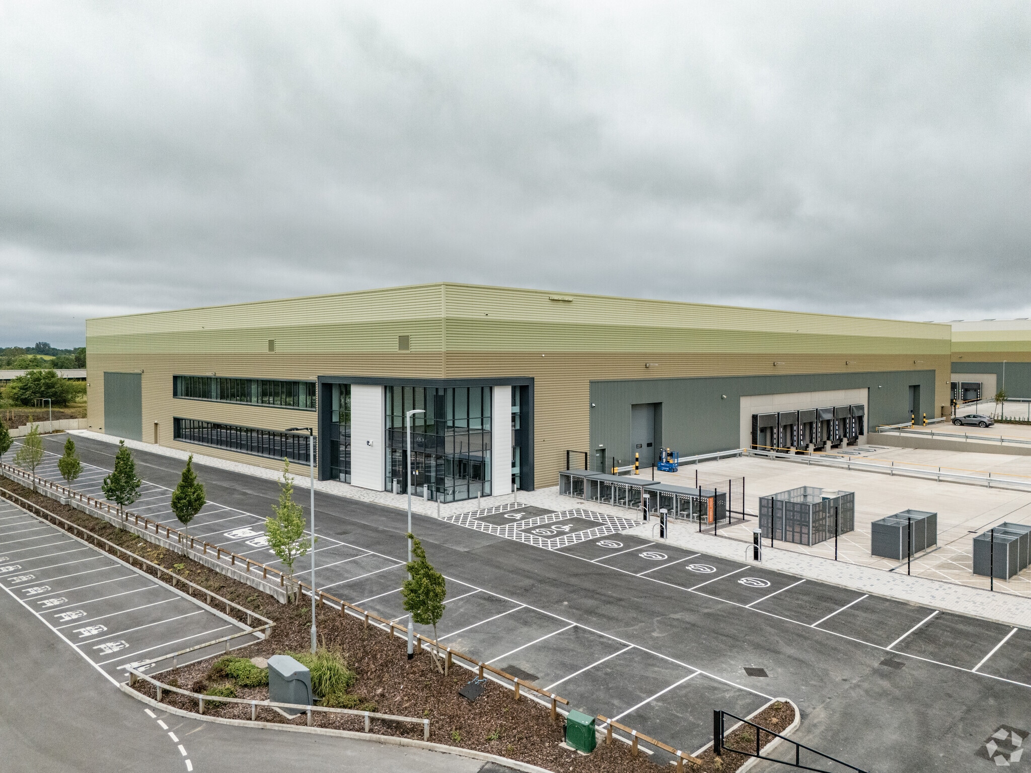 Clanville Way, Kington Langley for lease Primary Photo- Image 1 of 7