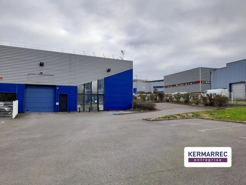 Flex in Cesson-Sévigné for lease - Building Photo - Image 1 of 7