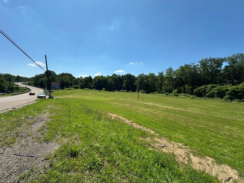 1278 OH-43, Richmond, OH à louer - Photo du bâtiment - Image 3 de 5