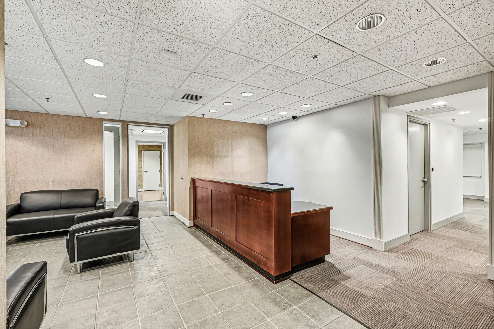 725 Jackson St, Fredericksburg, VA à louer Photo intérieure- Image 1 de 23