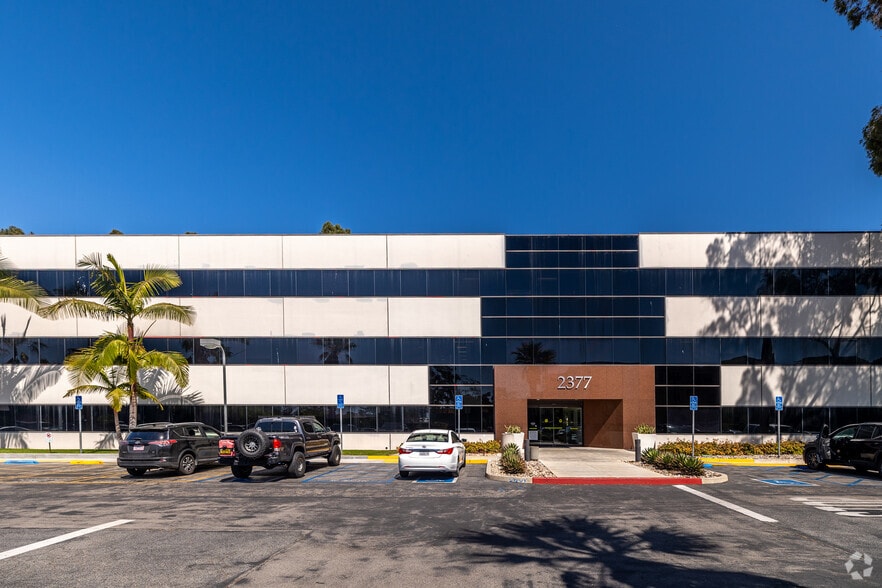 2377 Crenshaw Blvd, Torrance, CA for lease - Building Photo - Image 3 of 5