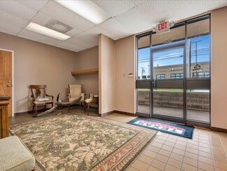 Plus de détails pour 204 E Burke Ave, Lufkin, TX - Bureau à vendre