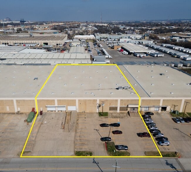 2213 E Pioneer Dr, Irving, TX for lease - Building Photo - Image 1 of 2