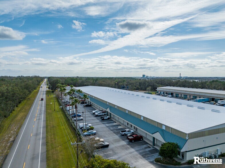 2560 Old Combee Rd, Lakeland, FL à louer - Photo du bâtiment - Image 2 de 5