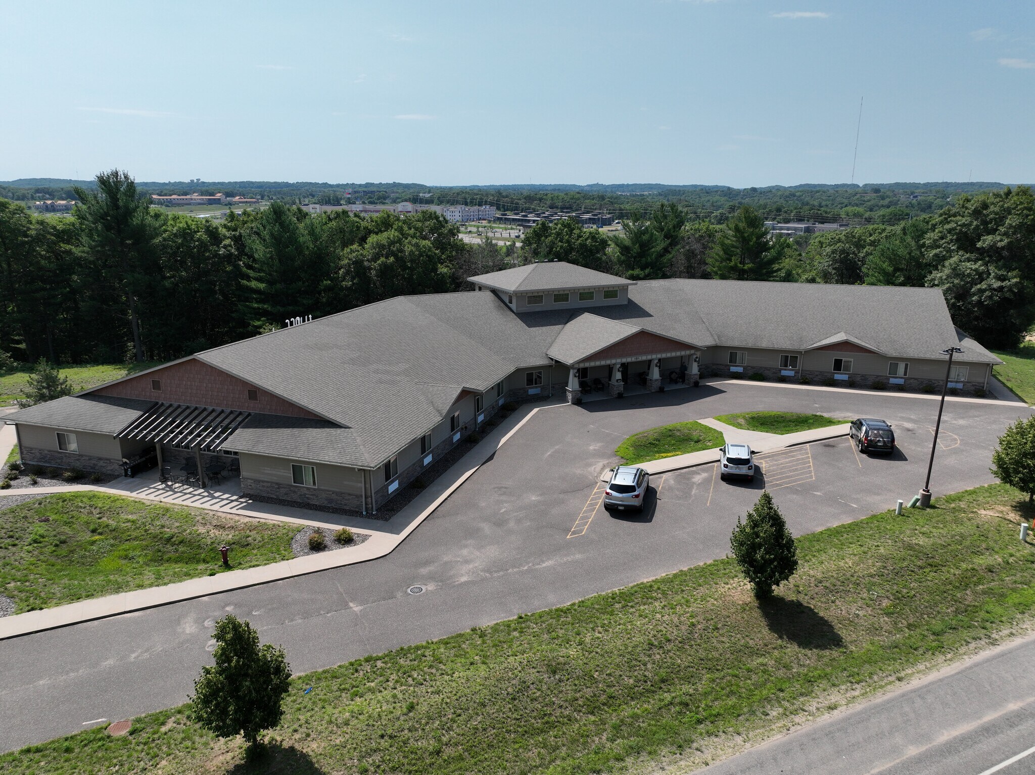 3325-3337 Birch St, Eau Claire, WI for sale Building Photo- Image 1 of 1