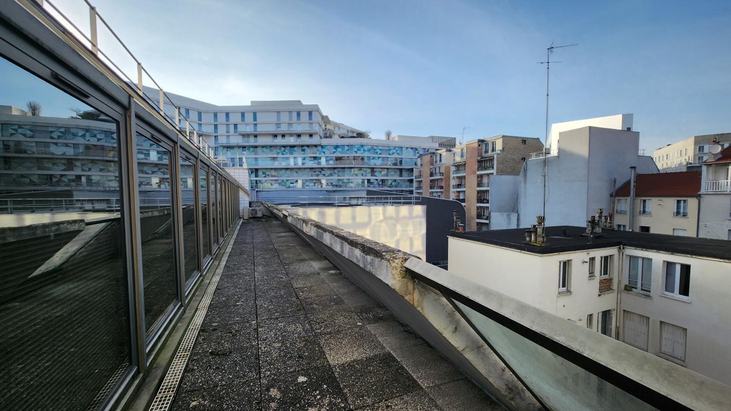 Office in Boulogne-Billancourt for lease Building Photo- Image 1 of 8