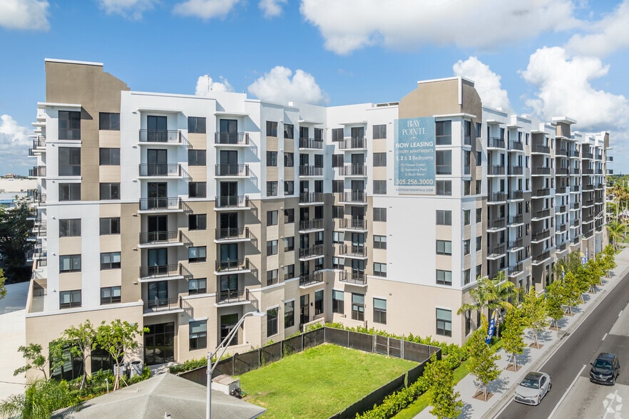 18412 Homestead Ave, Miami, FL for lease - Building Photo - Image 1 of 10