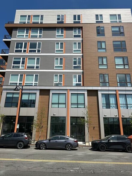 18-20 Innerbelt Rd, Somerville, MA à louer - Photo principale - Image 1 de 12