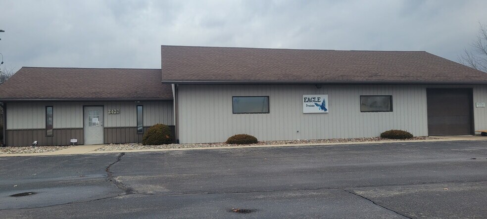 2420 W Shoaff Rd, Huntertown, IN à louer - Photo du bâtiment - Image 3 de 4