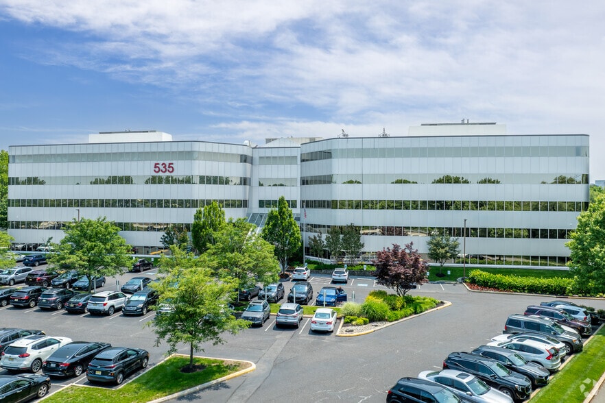 535 Route 38, Cherry Hill, NJ for lease - Building Photo - Image 3 of 9