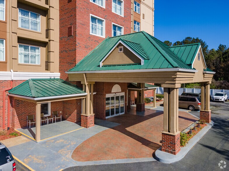 1312 Old Covington Hwy, Conyers, GA à vendre - Photo du bâtiment - Image 2 de 4