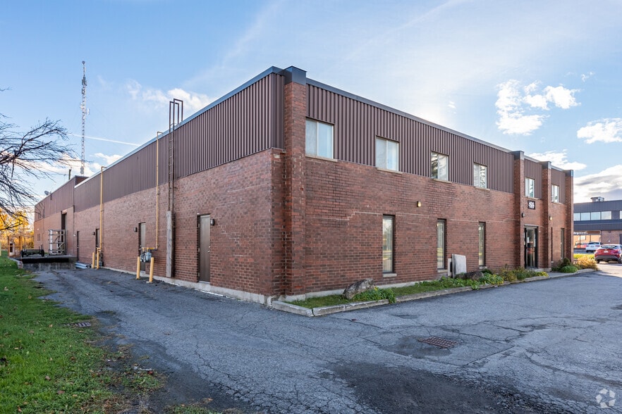 199 Colonnade Rd, Nepean, ON for lease - Building Photo - Image 2 of 3