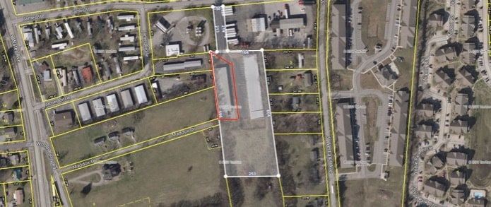 215 James St, Gallatin, TN à louer - Photo du bâtiment - Image 2 de 14