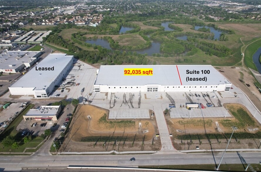 8008 Sam Houston Pkwy S, Houston, TX à louer - Photo du bâtiment - Image 1 de 13