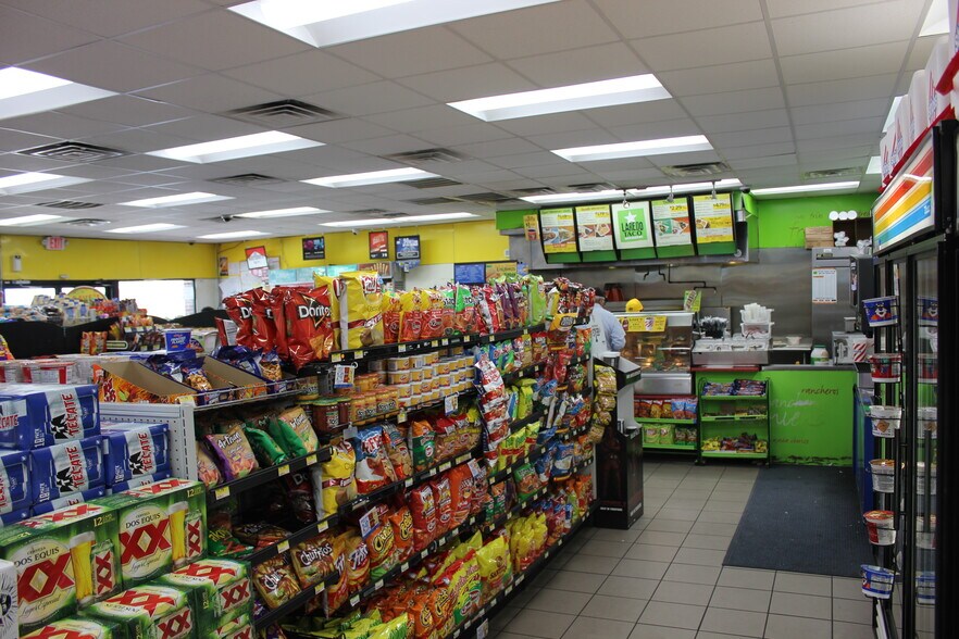 711 N Nebraska Ave, San Juan, TX à vendre - Photo du bâtiment - Image 3 de 4