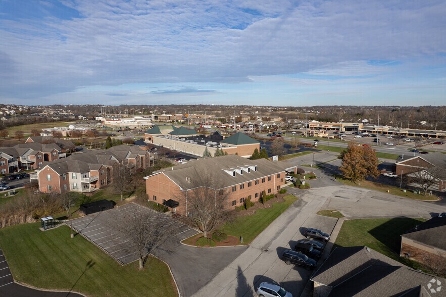 8200 Beckett Park Dr, West Chester, OH à louer - Photo du bâtiment - Image 3 de 8