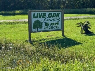 Plus de détails pour 7916 Old Stage Rd, Moss Point, MS - Multi-résidentiel à vendre