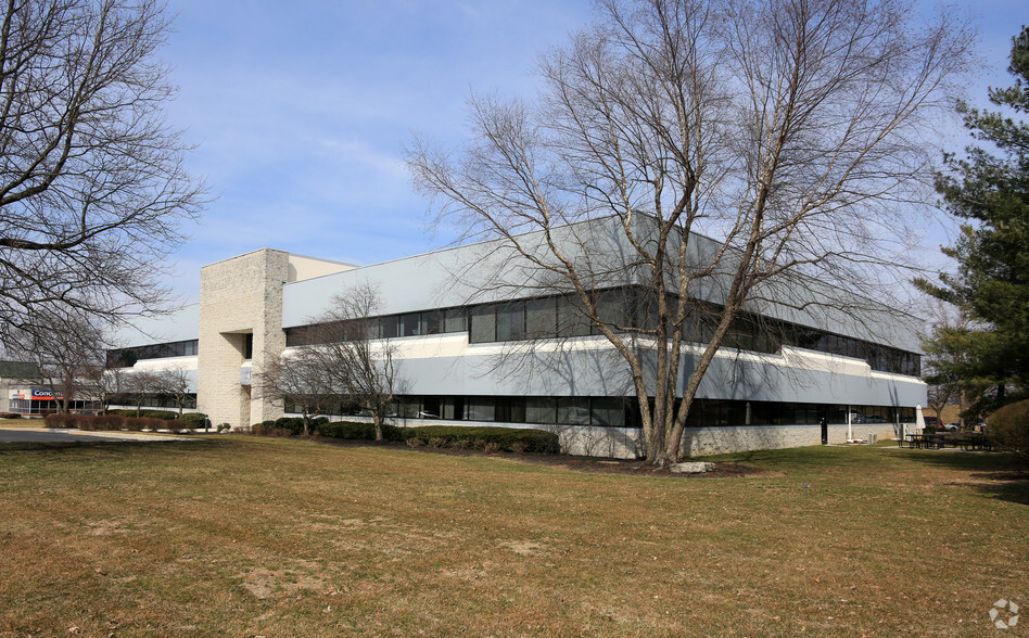 4900 Ritter Rd, Mechanicsburg, PA à louer - Photo du bâtiment - Image 1 de 4