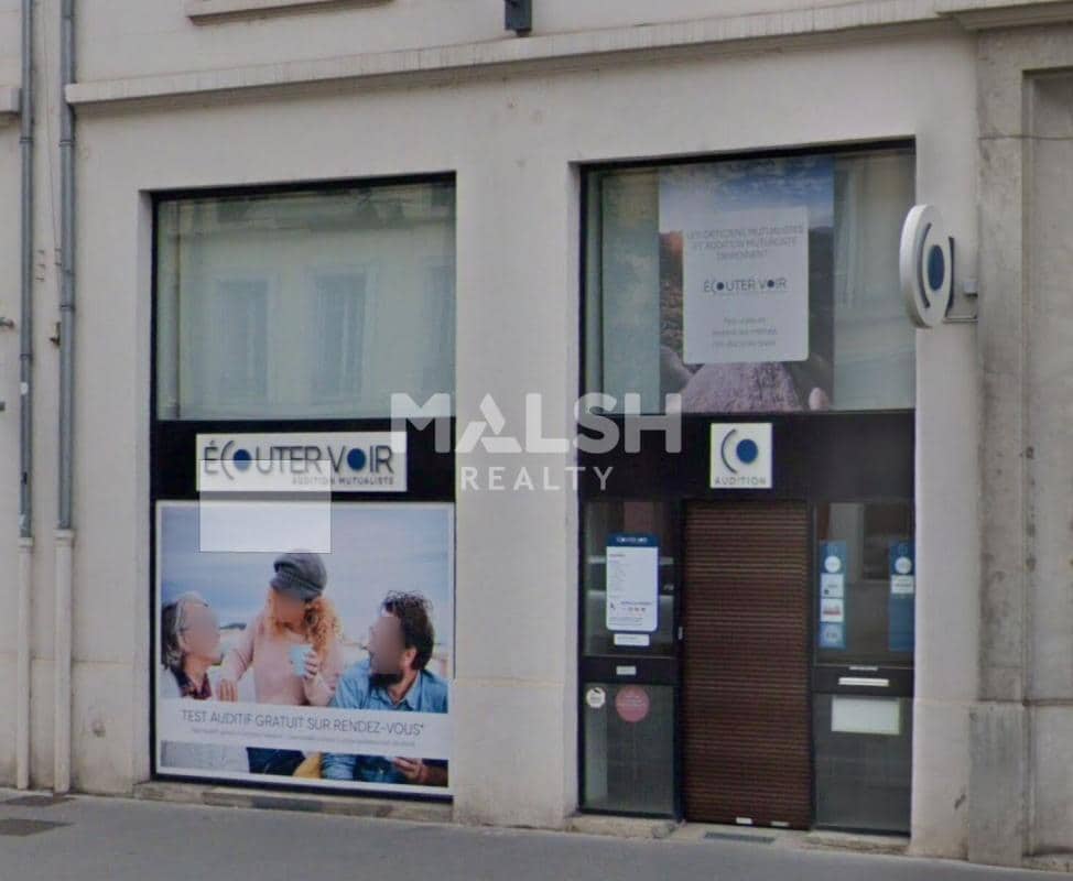 Retail in Lyon for lease Building Photo- Image 1 of 11