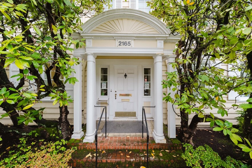 2165 SW Main St, Portland, OR for sale - Building Photo - Image 1 of 21