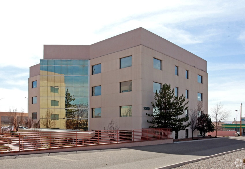 2300 Menaul Blvd NE, Albuquerque, NM for sale - Building Photo - Image 3 of 6