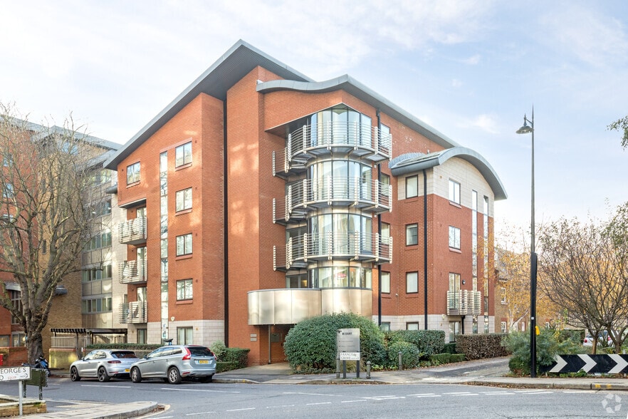 7 Francis Grove, London for lease - Building Photo - Image 3 of 44