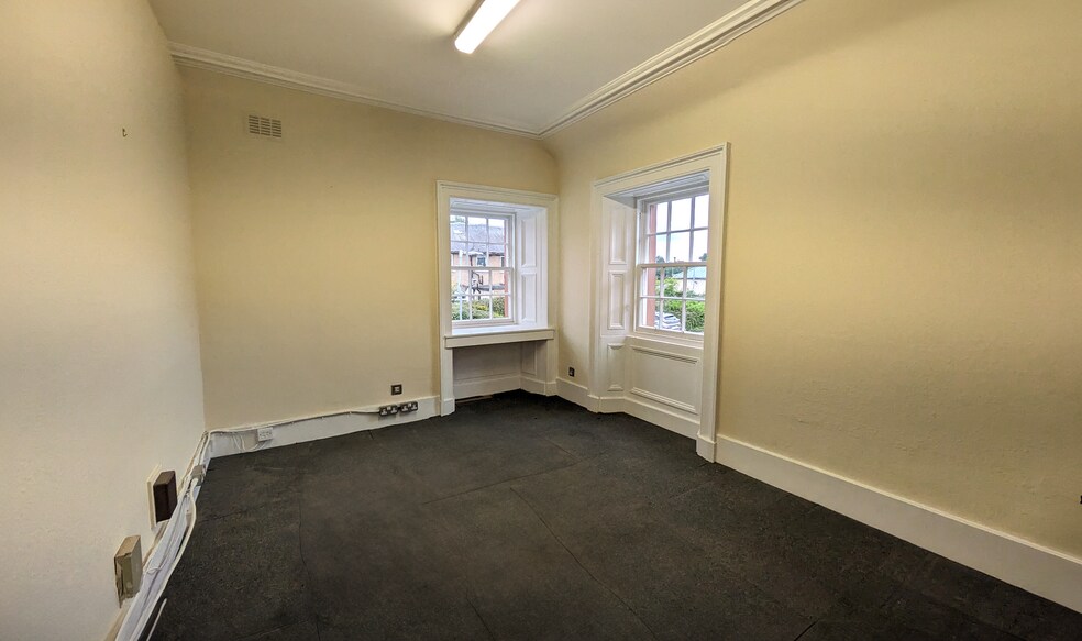 1 High St, Melrose for lease - Interior Photo - Image 2 of 15