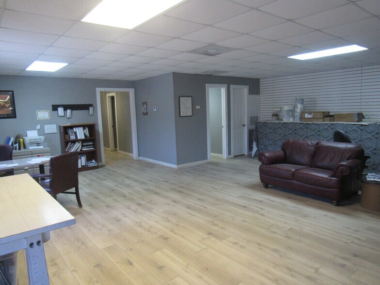 659 Martin Duke Rd, Van Alstyne, TX à vendre - Photo du bâtiment - Image 2 de 45