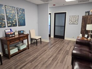 770-790 W Shaw Ave, Fresno, CA for lease Interior Photo- Image 2 of 4