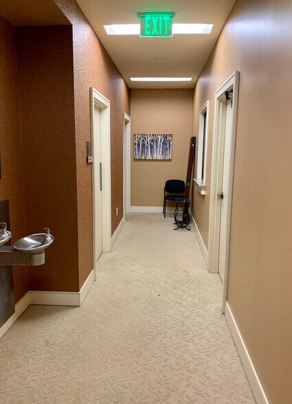 215 Sheraton Blvd, Macon-Bibb, GA à louer - Photo du bâtiment - Image 2 de 8