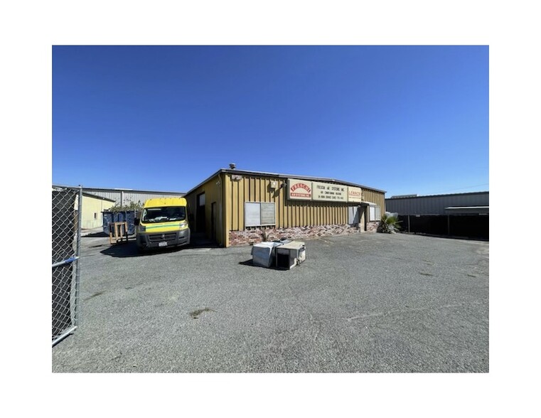 701-715 Fulton Shipyard Rd, Antioch, CA for lease - Building Photo - Image 3 of 3