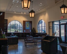 123 Saint Eugene Dr, Belleville, IL à louer Photo intérieure- Image 2 de 6