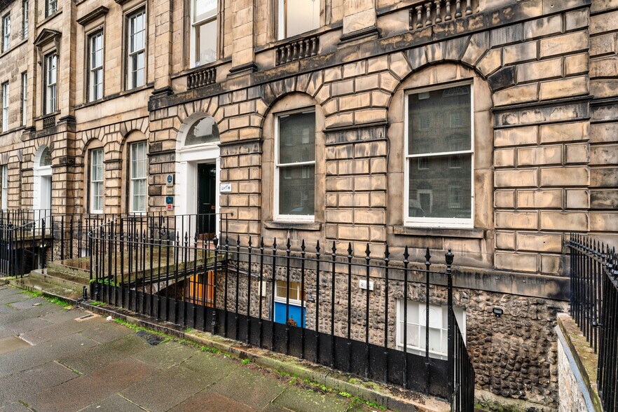 22 Great King St, Edinburgh à louer - Photo du bâtiment - Image 2 de 13