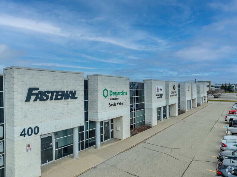 400 Sheldon Dr, Cambridge, ON à vendre - Photo principale - Image 1 de 1