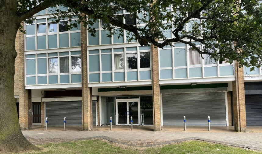 116-120 Jardine Crescent, Coventry for sale Primary Photo- Image 1 of 1