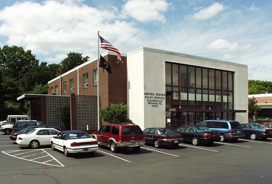 275 E Street Rd, Feasterville, PA à vendre - Photo du bâtiment - Image 2 de 7
