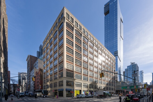 More details for 150 Varick St, New York, NY - Office, Office/Retail for Lease