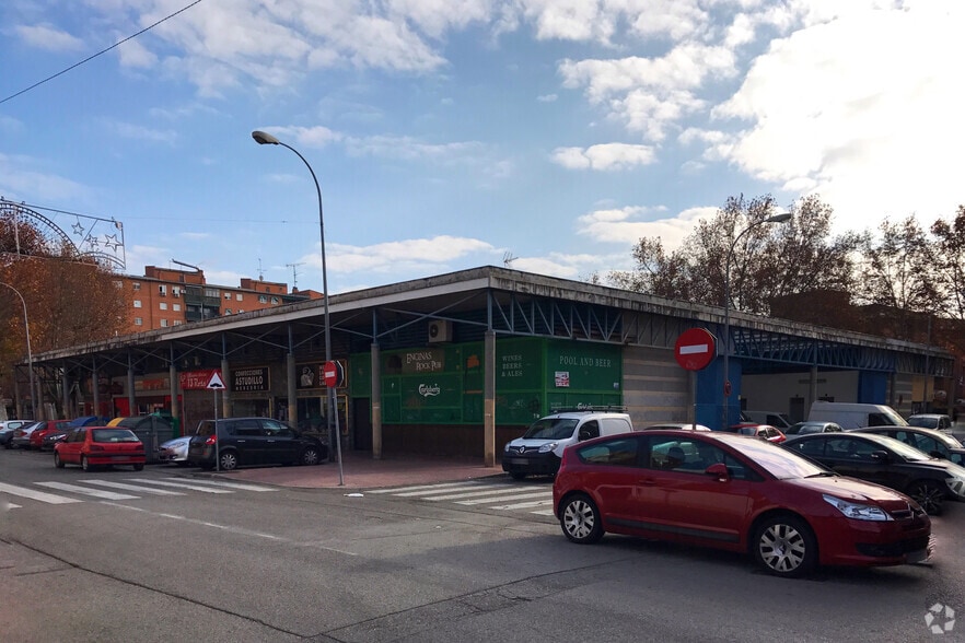 Paseo Val, 16, Alcalá de Henares, Madrid for sale - Primary Photo - Image 1 of 2