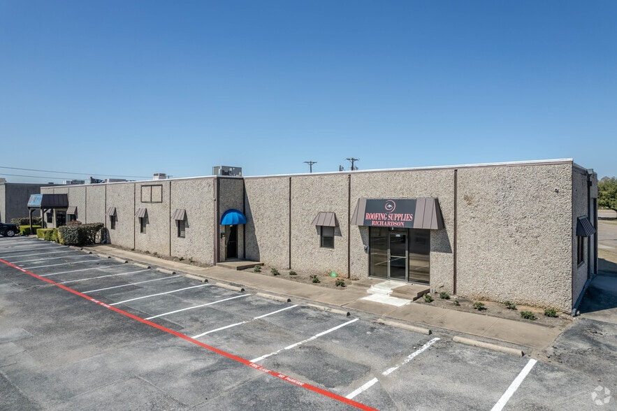 716-722 Lingco Dr, Richardson, TX for lease - Building Photo - Image 3 of 5
