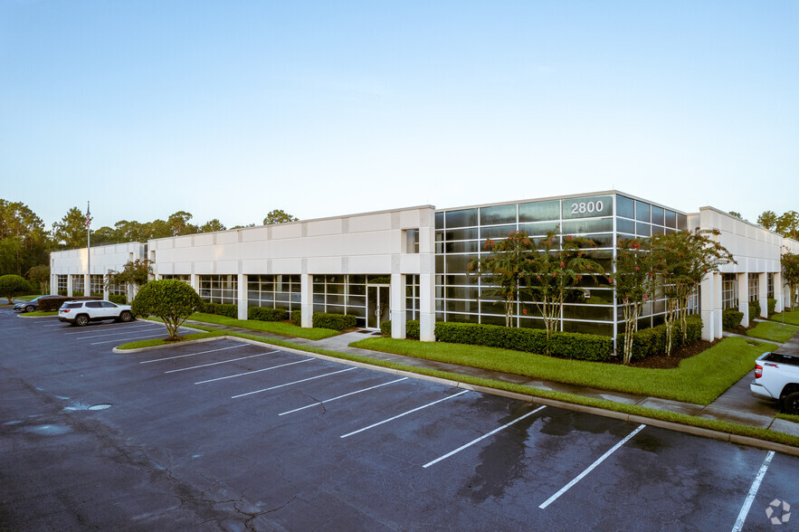 2800 Discovery Dr, Orlando, FL for lease - Building Photo - Image 2 of 4